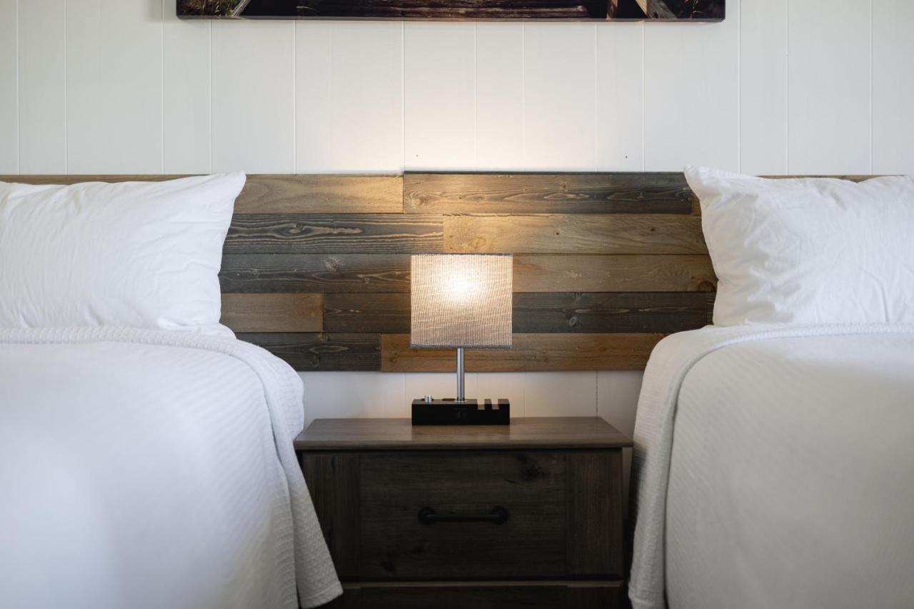 Hotel Copperhead *